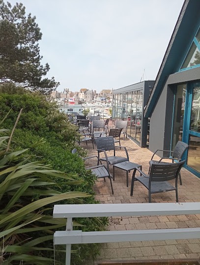 La Marina, Restaurant à Saint-Vaast-la-Hougue