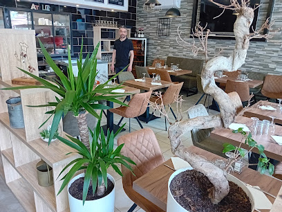 L'atelier Durdu Restaurant à Montréal-la-Cluse